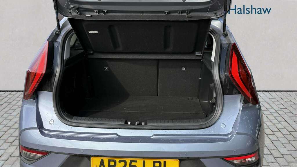 Hyundai Bayon 1.0 Tgdi Premium White #8