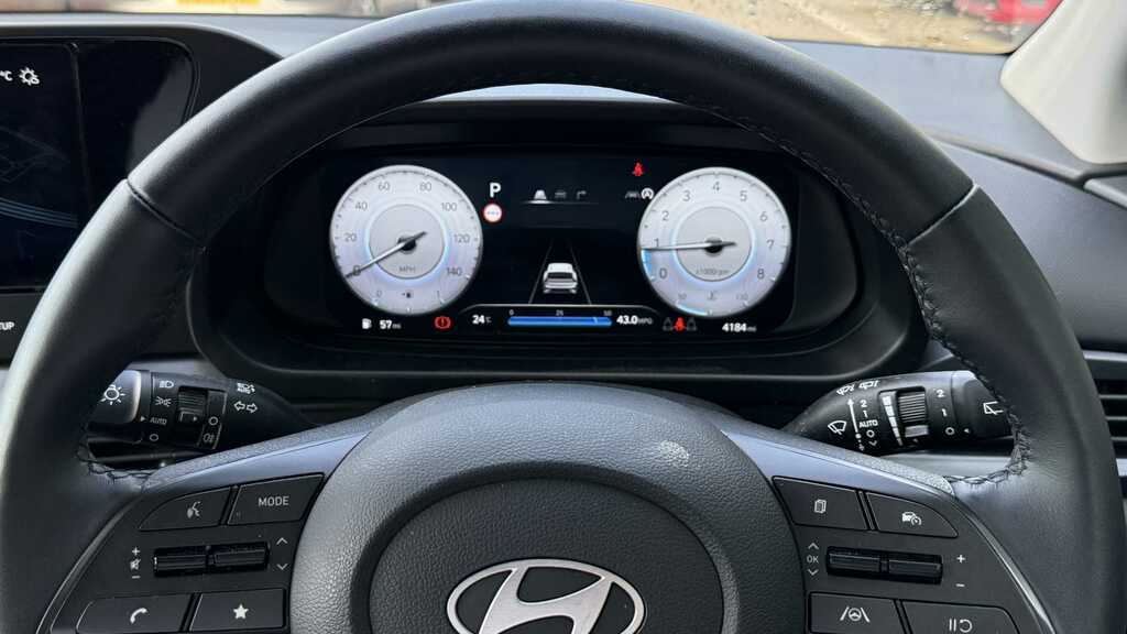 Hyundai Bayon 1.0 Tgdi Premium White #11
