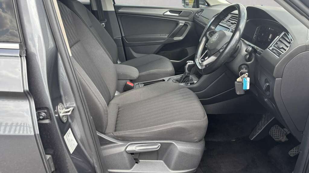 Volkswagen Tiguan Allspace 1.5 Tsi Life Dsg 2022 Grey #3