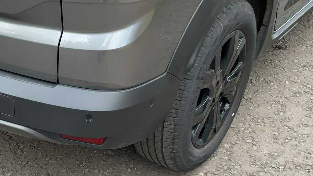 Dacia Jogger 1.6 Hev Extreme Green #16