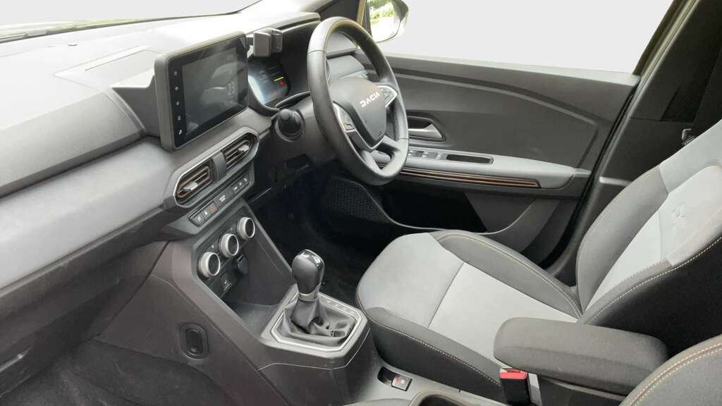 Dacia Jogger 1.6 Hev Extreme Green #9