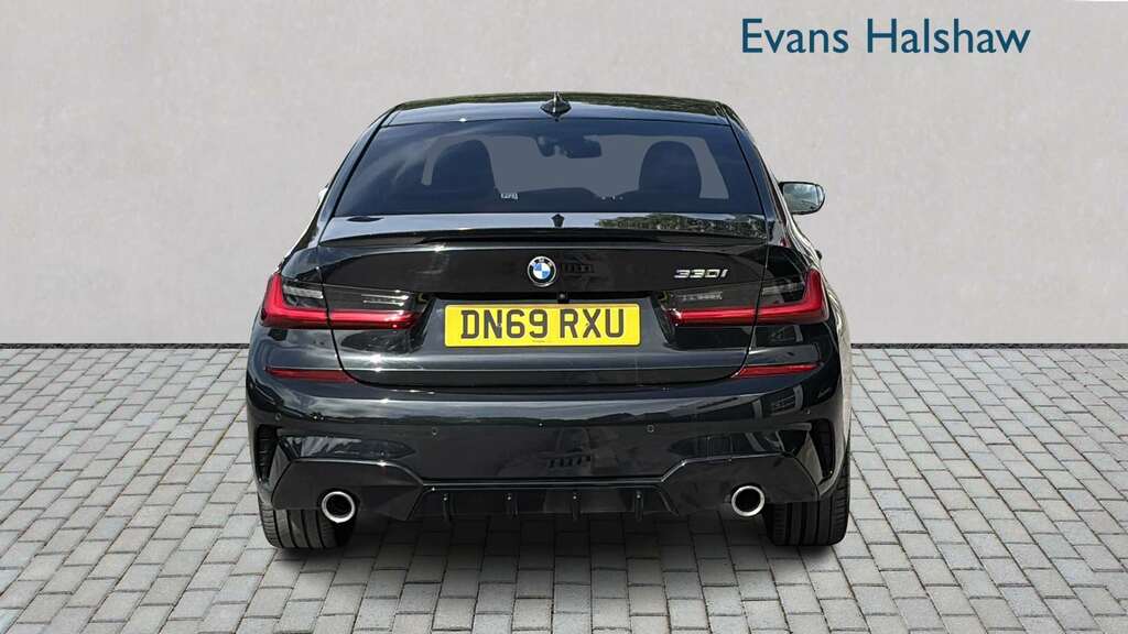 BMW 3 Series 2L M Sport Blue #4