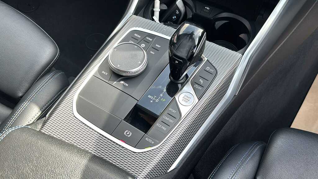 BMW 3 Series 2L M Sport Blue #21