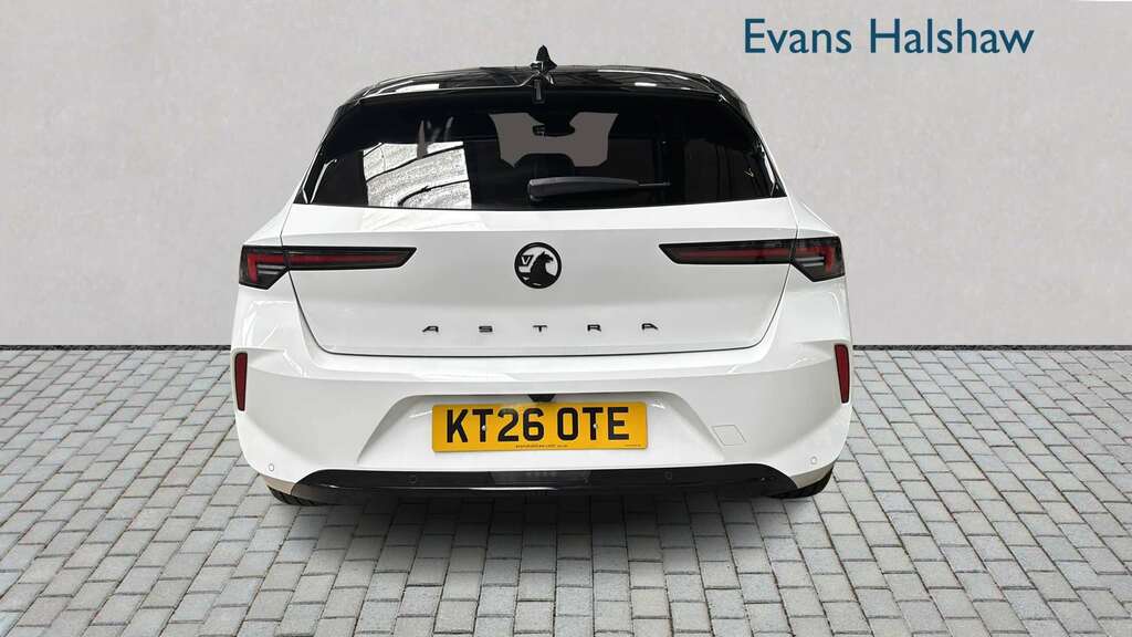Vauxhall Astra 1.2 Turbo 130 Ultimate 2026 White #5