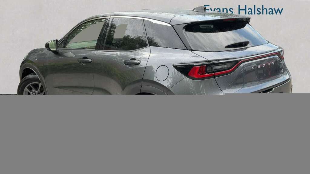 Lexus LBX 1.5 Premium E-cvt 2025 Grey #2