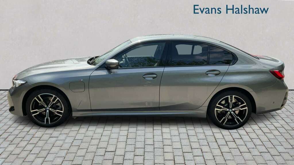 BMW 3 Series 330E M Sport Step 2023 YJ73KYD Grey #3
