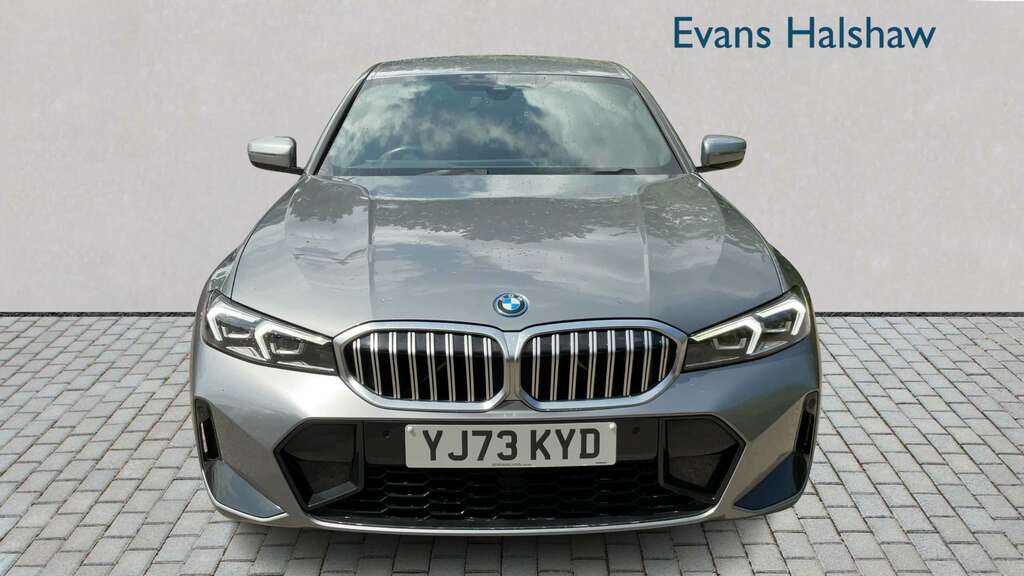 BMW 3 Series 330E M Sport Step 2023 YJ73KYD Grey #4