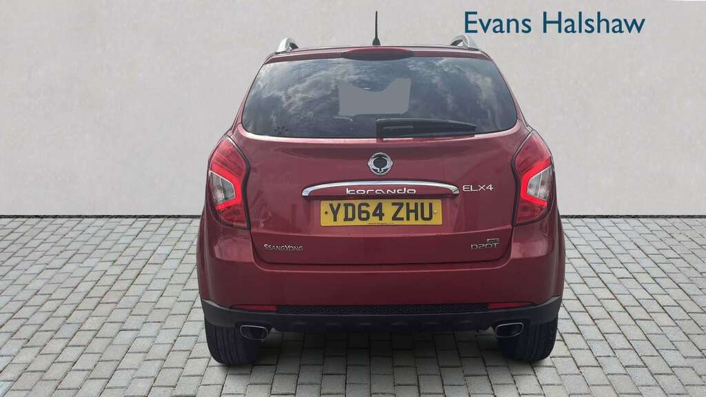 SsangYong Korando 2.0 Elx 4X4 2014 Red #4