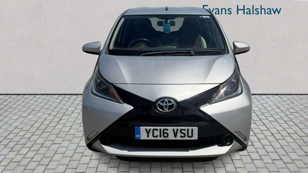 Toyota Aygo 1.0 Vvt-i X-play 2016 Silver #3