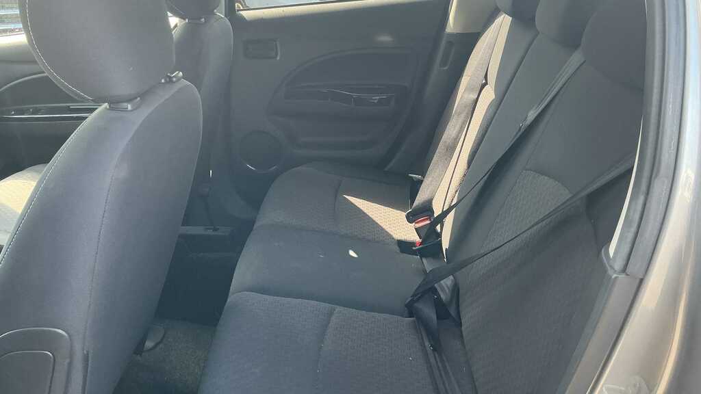 Mitsubishi Mirage 1.2 Attivo White #9