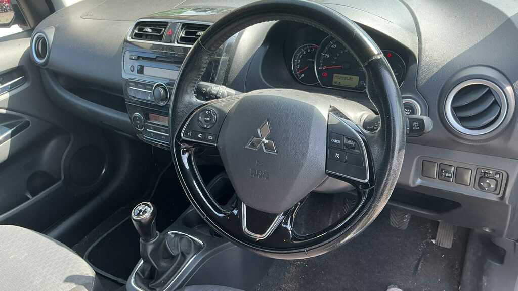 Mitsubishi Mirage 1.2 Attivo White #14