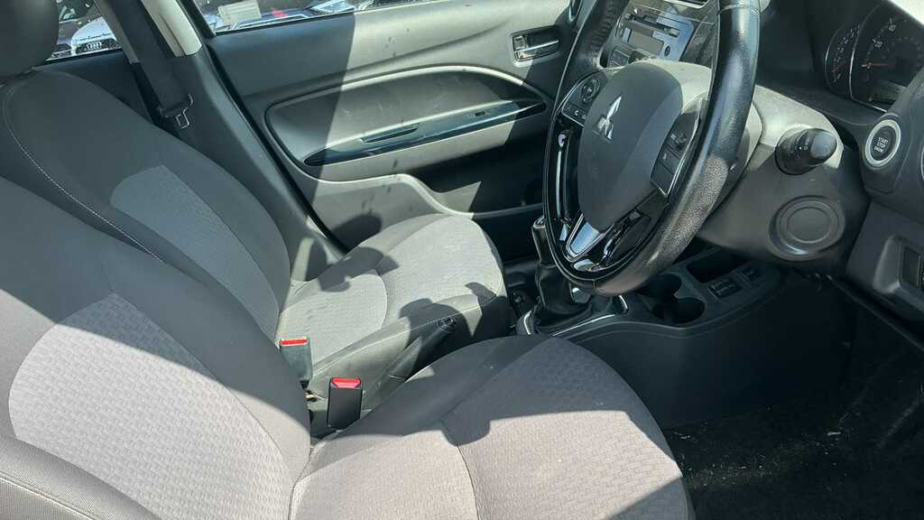 Mitsubishi Mirage 1.2 Attivo White #13