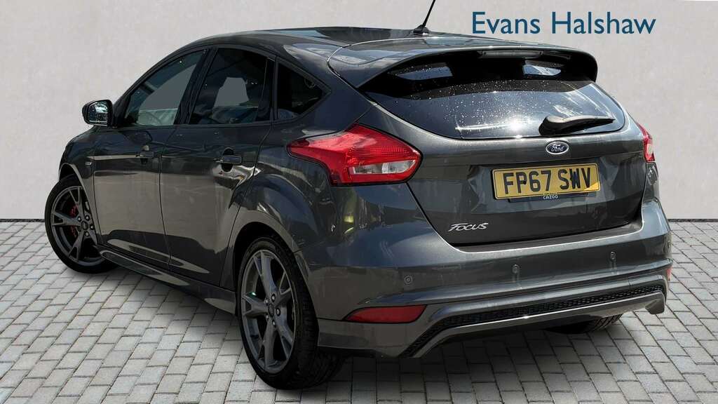 Ford Focus 1.0 Ecoboost 140 St-line X 2017 FP67SWV Grey #2