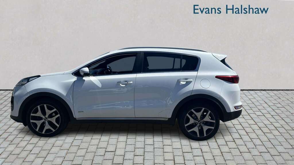 Kia Sportage  Black #3
