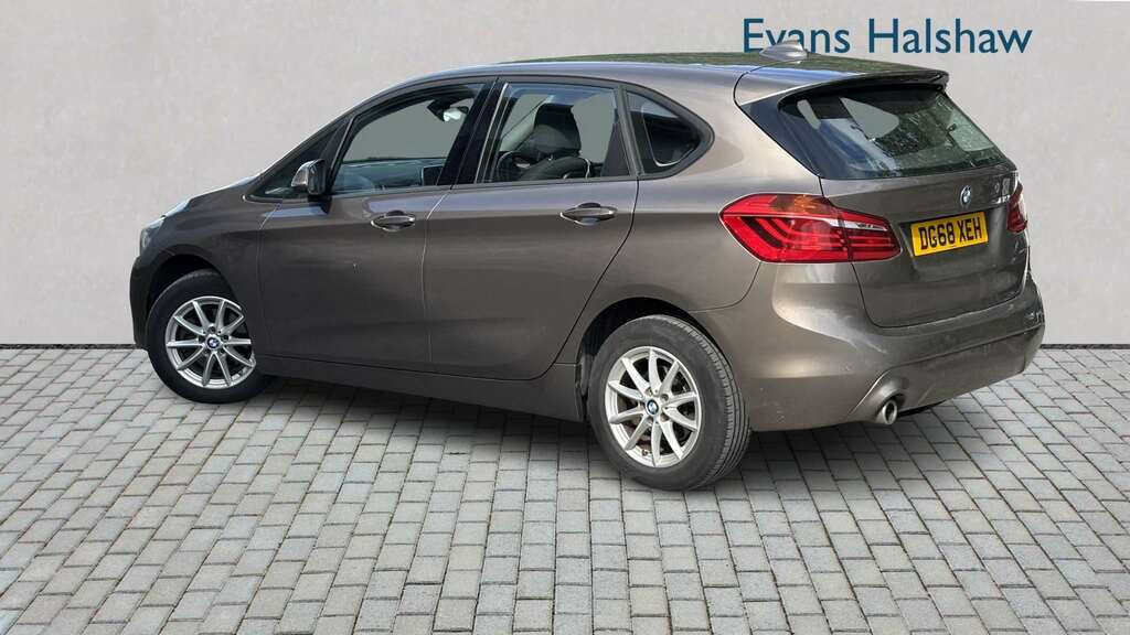 BMW 2 Series 218I Se 2018 Brown #2