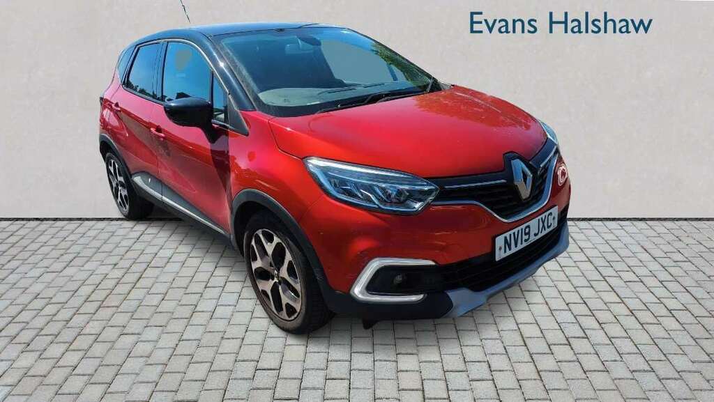 Renault Captur  Black #1