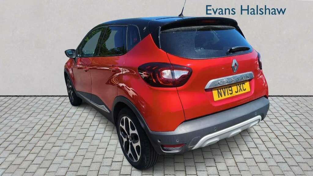 Renault Captur  Black #4