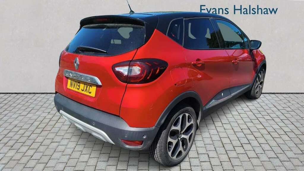 Renault Captur  Black #5