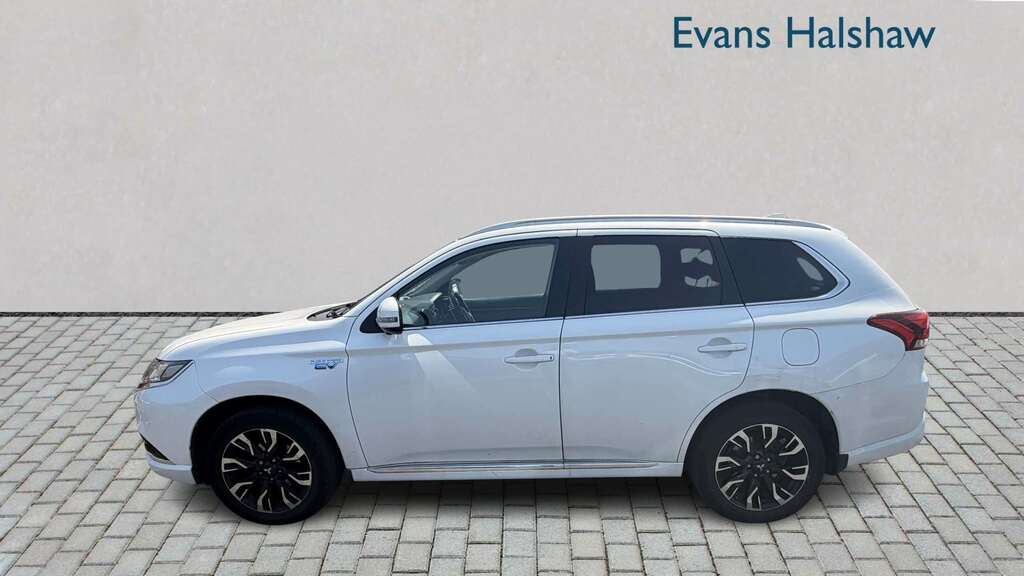 Mitsubishi Outlander 2.0 Phev Gx4h 2016 White #5