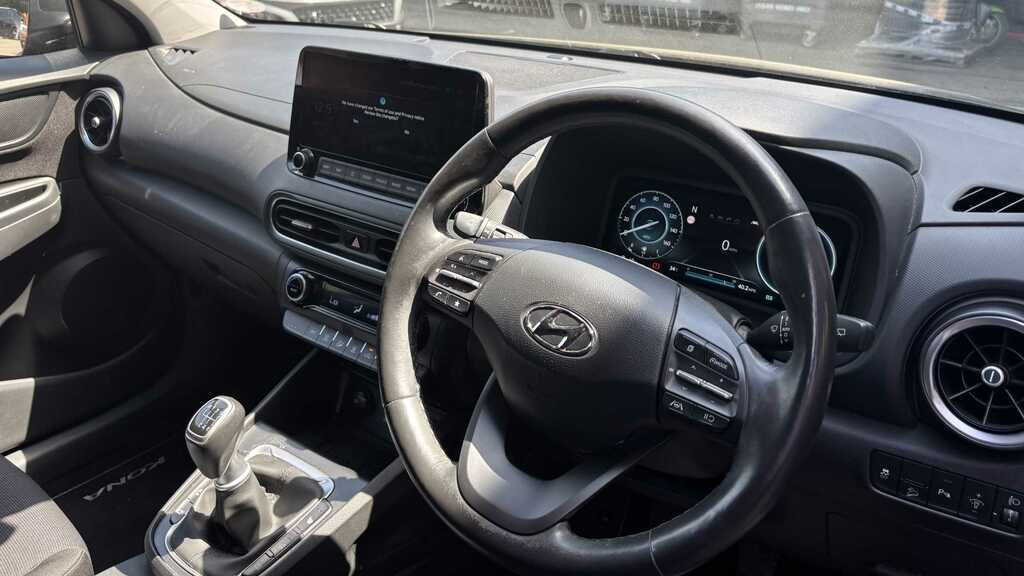 Hyundai Kona 1.0 Tgdi 48V Mhev Premium 2022 KP22XSW Black #5