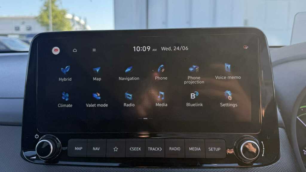 Hyundai Kona Hatchback Red #26