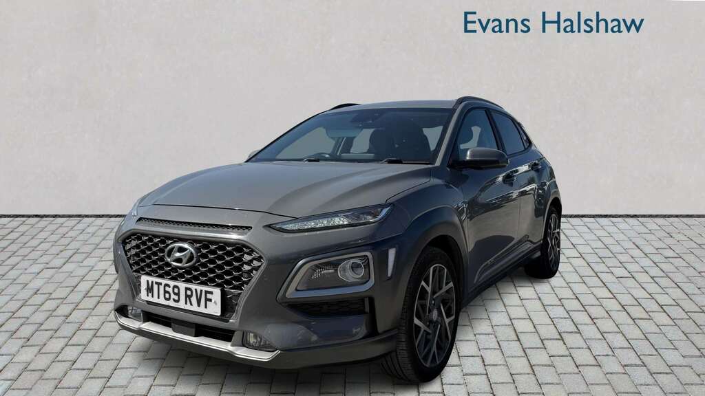 Hyundai Kona Hatchback Red #3