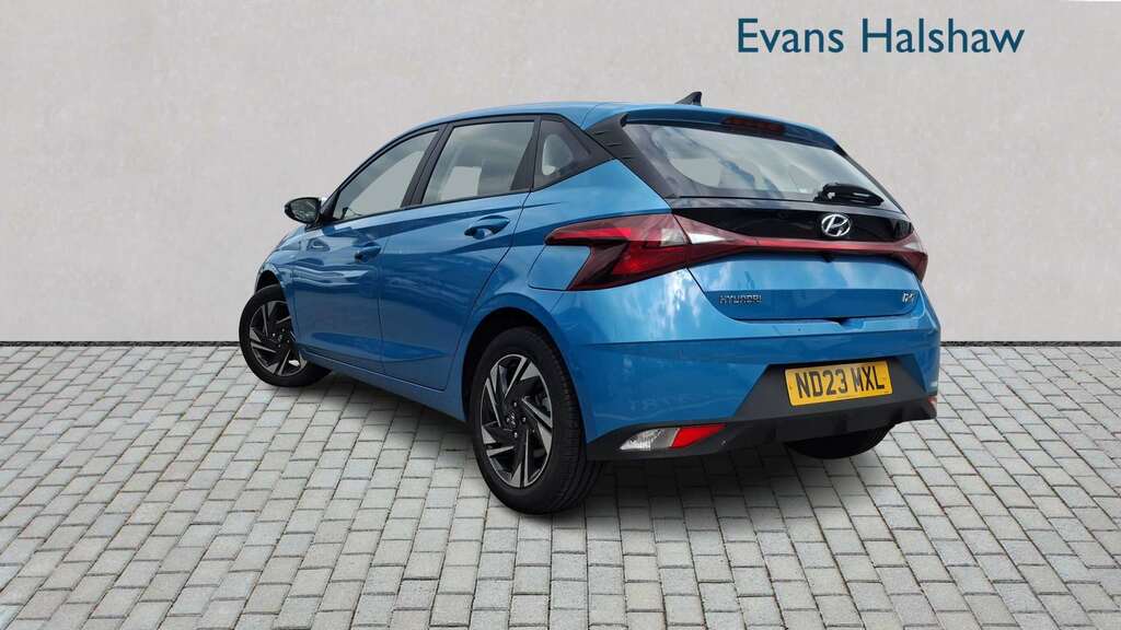 Hyundai I20 1.0T Gdi 48V Mhd Se Connect 2023 Blue #2