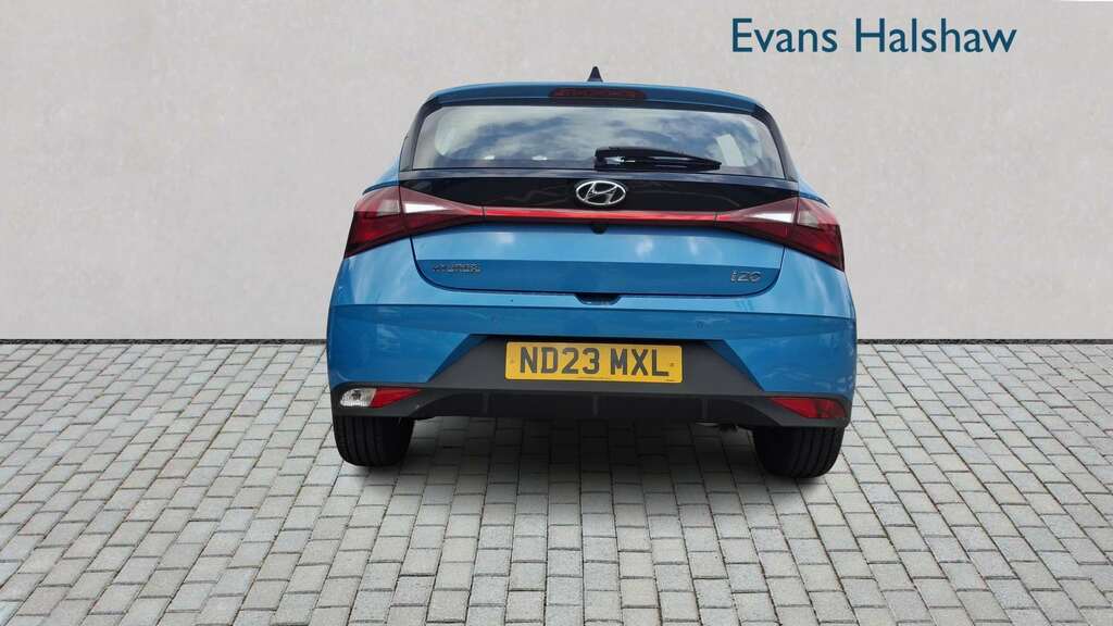 Hyundai I20 1.0T Gdi 48V Mhd Se Connect 2023 Blue #4
