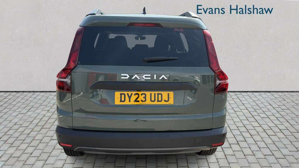 Dacia Jogger 1.0 Tce Extreme Se 2023 Green #6