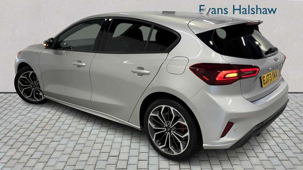 Ford Focus 1.0 Ecoboost Hybrid Mhev St-line X 2024 EJ73YKA Silver #2