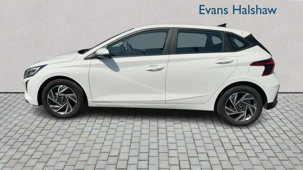 Hyundai I20 1.0T Gdi Advance Nav 2025 White #3