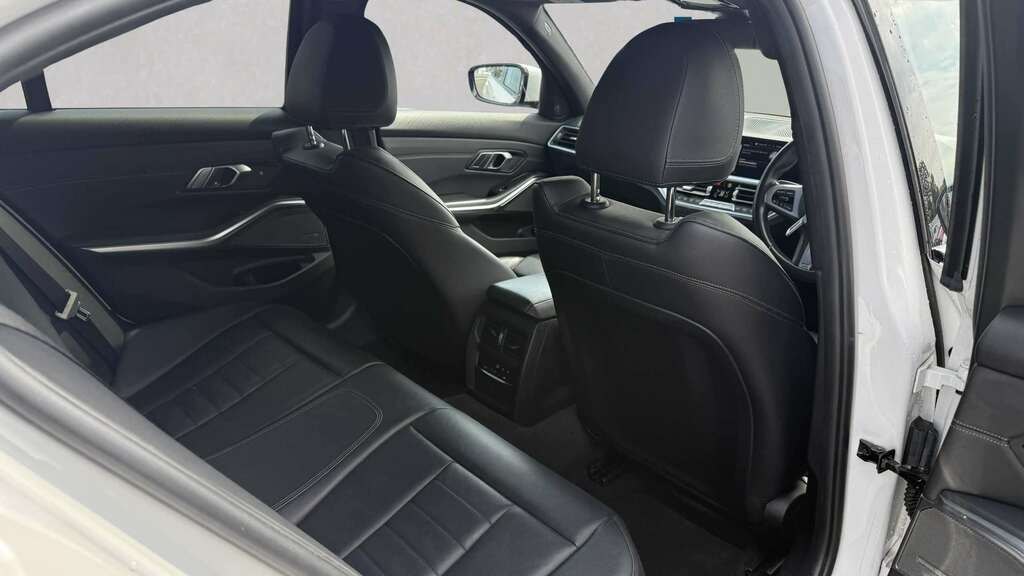 BMW 3 Series 320D Xdrive M Sport White #10
