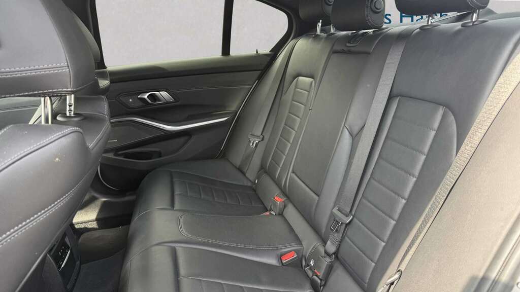 BMW 3 Series 320D Xdrive M Sport White #8