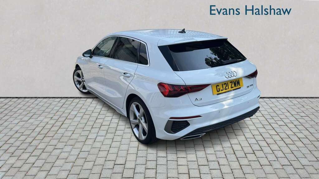 Audi A3 35 Tfsi S Line S Tronic 2021 GJ21ZWM White #4