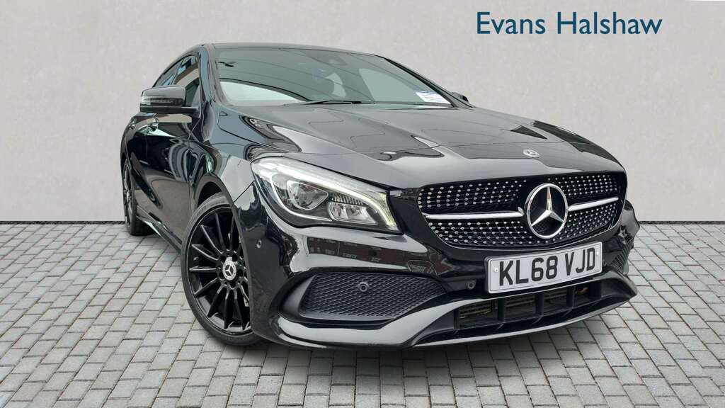 Mercedes-Benz CLA Class 220D Amg Line Night Edition Tip 2019 Black