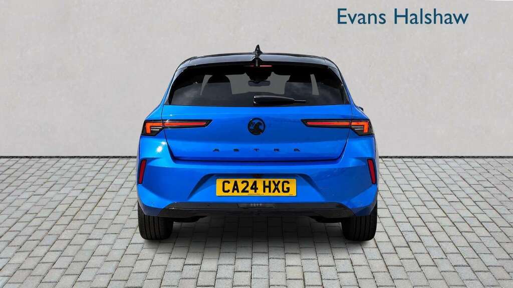 Vauxhall Astra Gs White #2