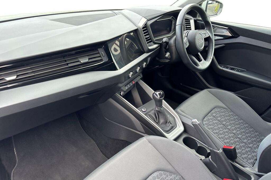 Audi A1 30 Tfsi 110 Sport S Tronic 2023 BV23XKX Silver #2