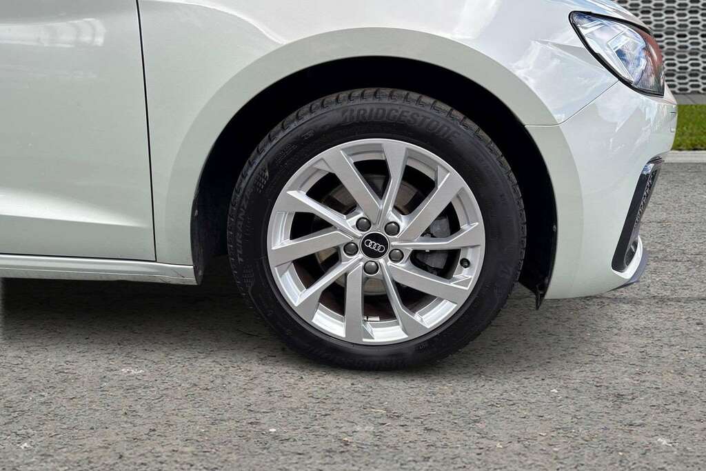 Audi A1 30 Tfsi 110 Sport S Tronic 2023 BV23XKX Silver #5