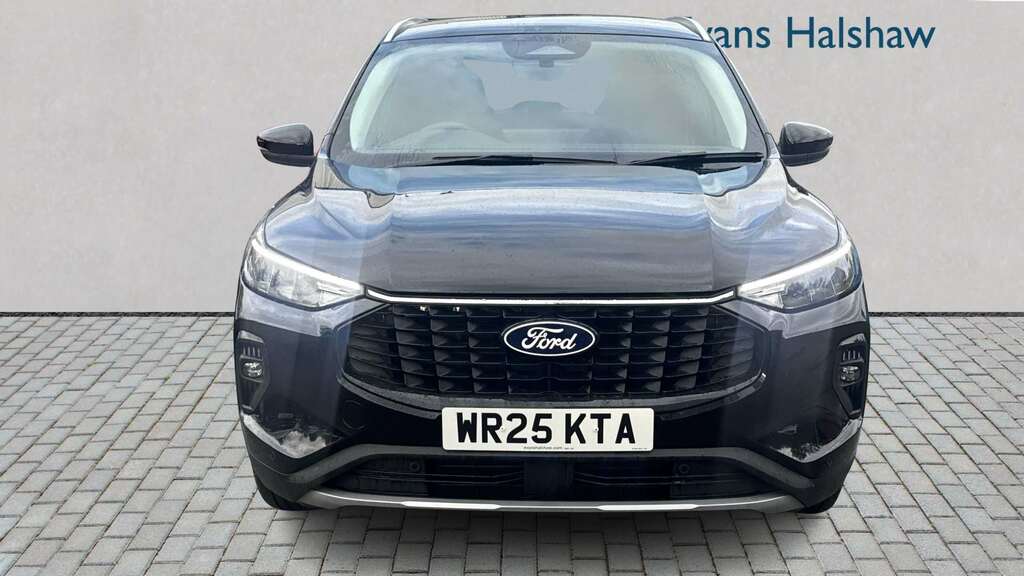 Ford Kuga 1.5 Ecoboost Titanium 2025 Black #3