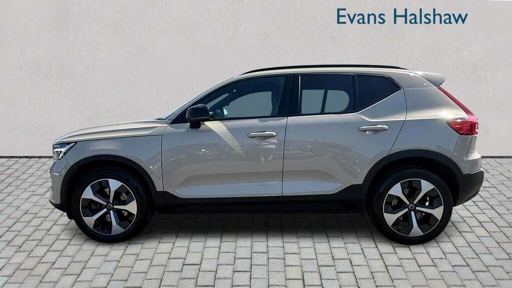 Volvo XC40 2.0 B3p Plus Dark 2024  #5