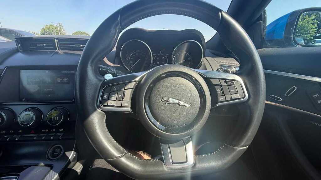 Jaguar F-Type 2.0 0 Ps Red #9