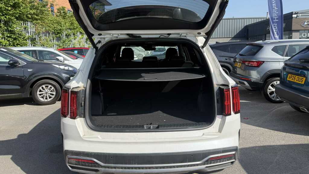 Kia Sorento 1.6 T-gdi Hev Edition 2023 White #6