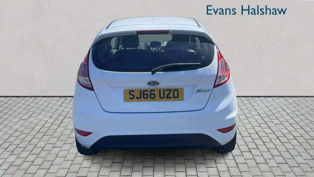 Ford Fiesta 1.25 82 Zetec 2016 White #6