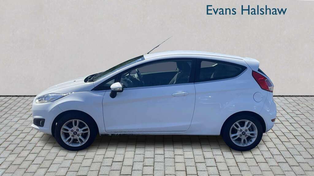 Ford Fiesta 1.25 82 Zetec 2016 White #5