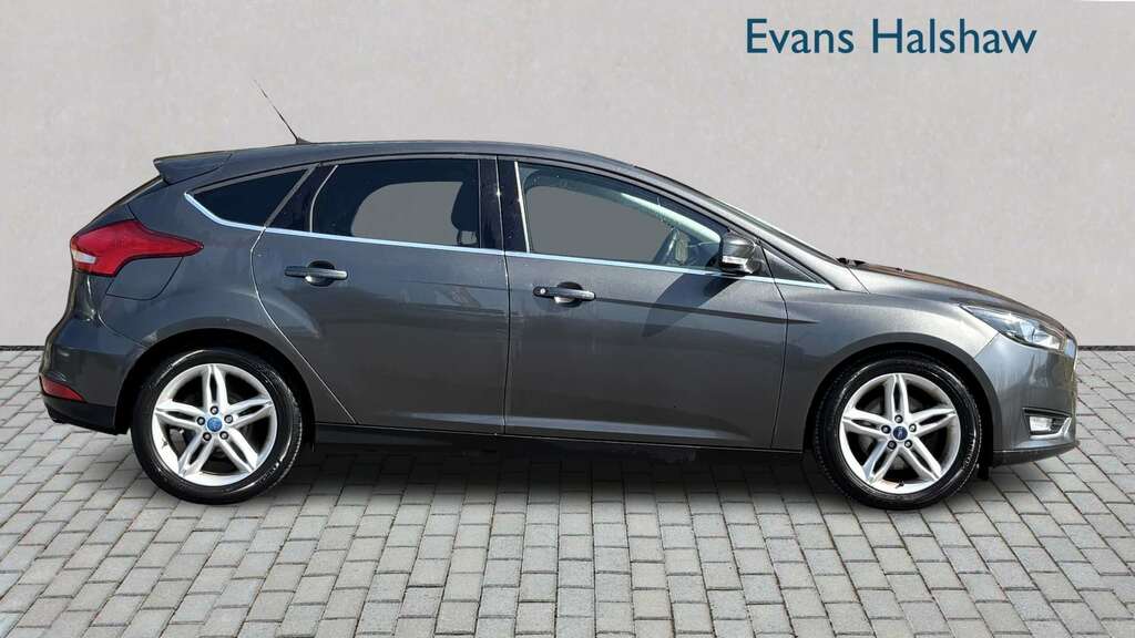 Ford Focus 1.5 Ecoboost Titanium Navigation 2015 Grey #6