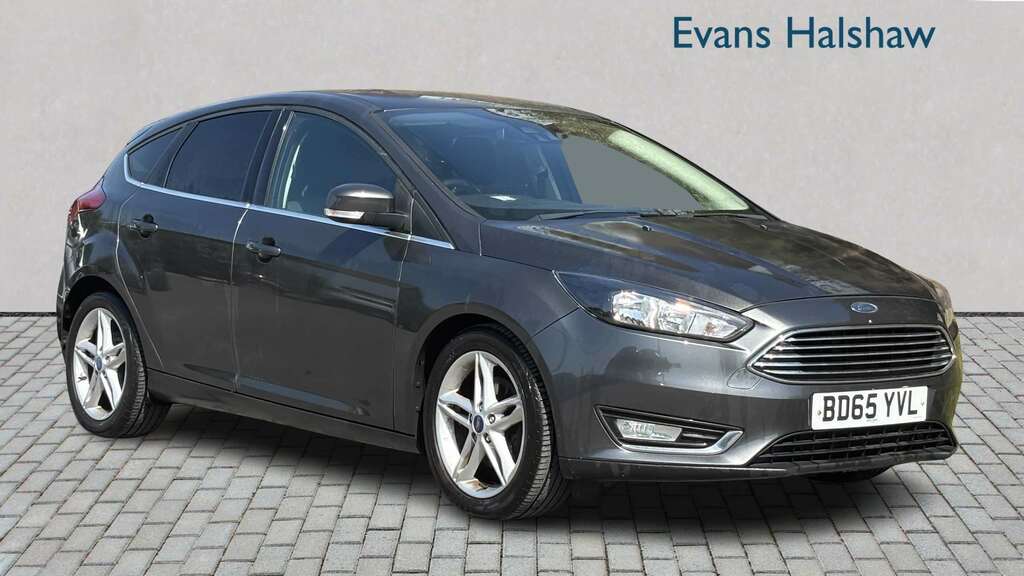 Ford Focus 1.5 Ecoboost Titanium Navigation 2015 Grey