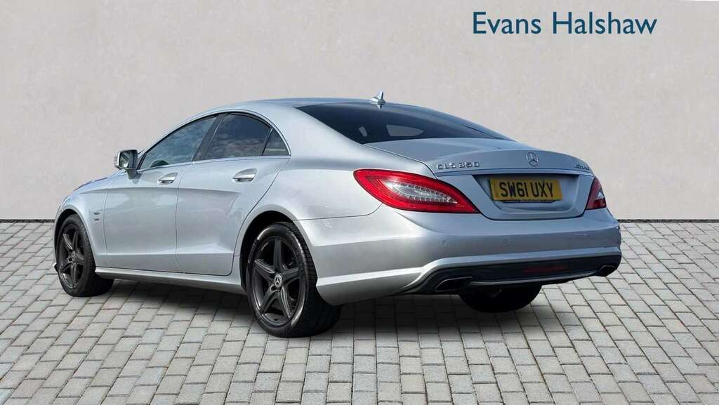Mercedes-Benz CLS 350 Cdi Blueefficiency Sport Tip 2011 Silver #2