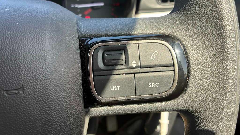 Citroen C3 1.2 Puretech 110 Shine Plus 2023 Grey #25