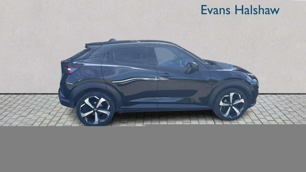 Nissan Juke 1.0 Dig-t 114 Tekna 2021 BL21ZDV Black #2