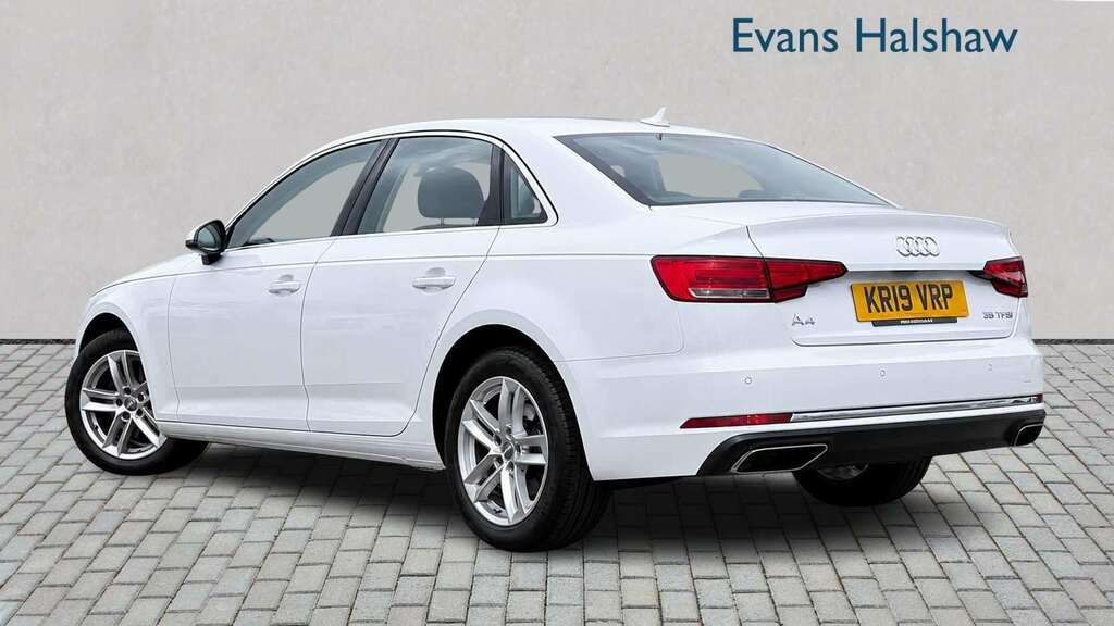 Audi A4 35 Tfsi Se 2019 White